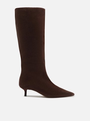 Bota Marrom Escura Camurça Salto Kitten Cano Longo
