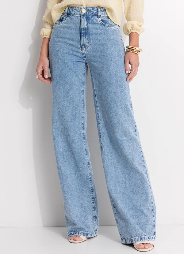Quintess - Calça Wide Leg Jeans Claro em Jeans