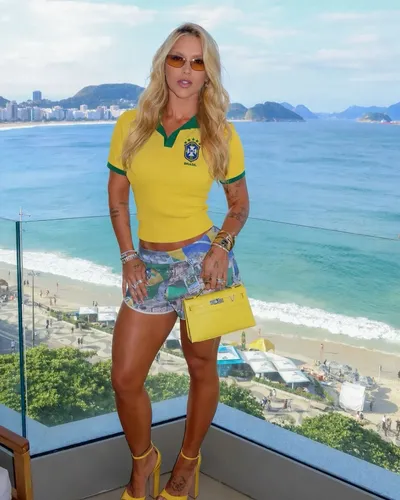 Blusa Polo Femin Virginia Neymar Seleção Copa Brasil Bordado Amarelo Único