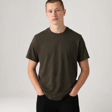 Camiseta Levi's® Essential Tee Marrom Manga Curta