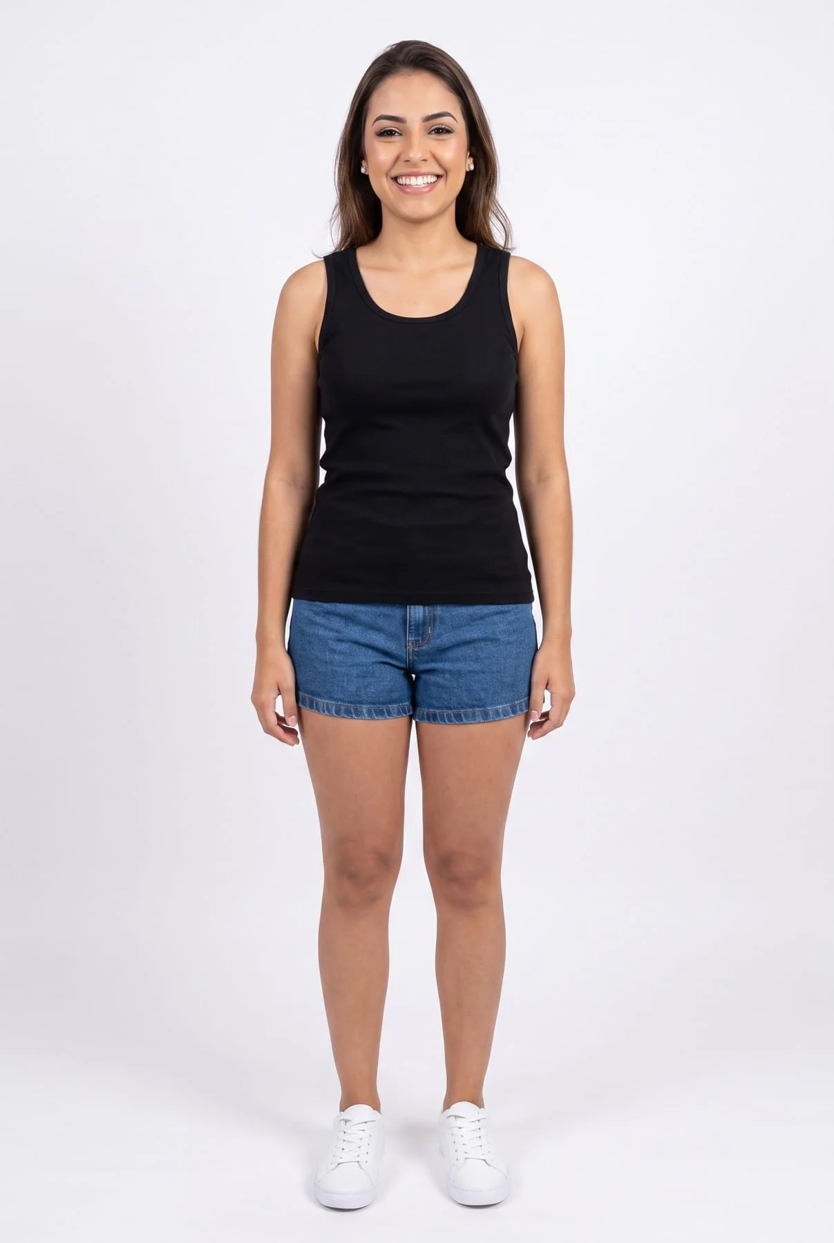 Blusa Feminina Básica em Algodão Preta - imagem 1