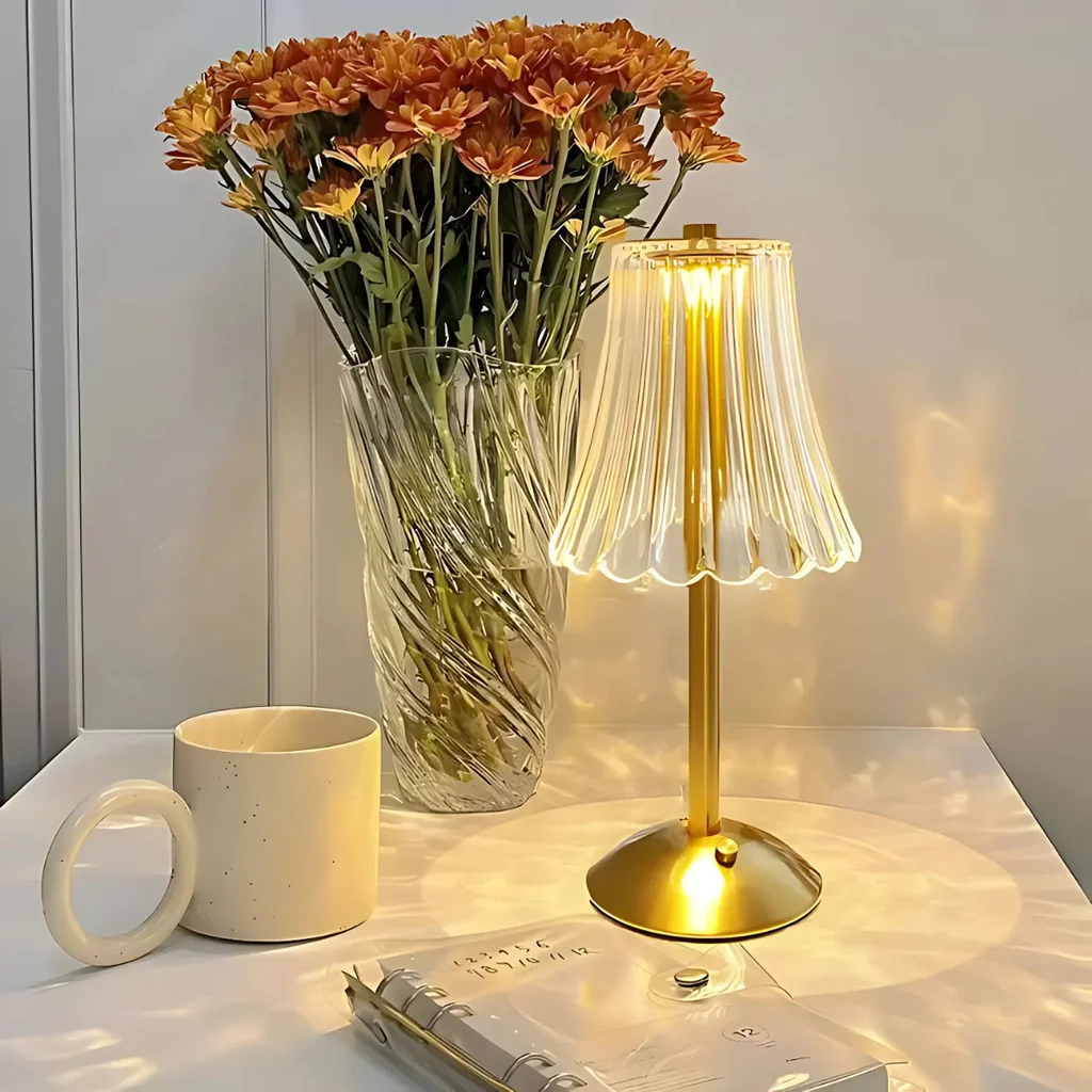 Luminária Abajur de Mesa Saia Seda Com Barra Led Sensor Toque De Luz Quarto Sem Fio 3 Cores 110/220v