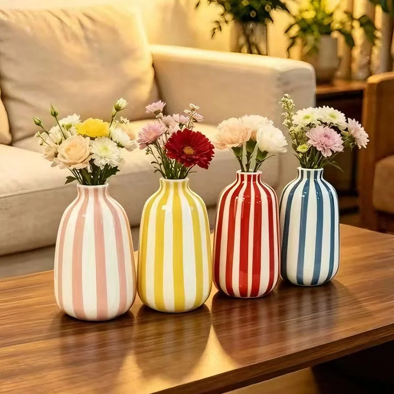 Vaso De Cerâmica Listrado Pintado À Mão Vintage , Ornamento Decorativo Minimalista De Mesa Para Casa
