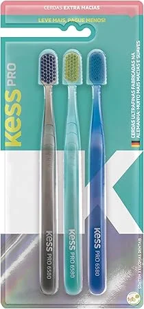 Kess, Pack com 3 Escovas Dentais Pro Extra Macias, Cores Sortidas