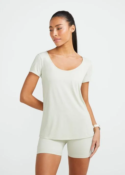 Camiseta Feminina Manga Curta Gota
