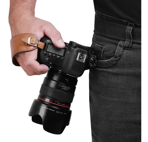 Alça Para Câmera Fotográfica Em Couro Legitimo + 1 Parafuso.