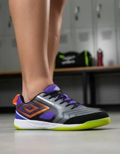 Chuteira Futsal Umbro Pro 5 Bump Original Couro Natural Grafite/preto/purple 42 Br