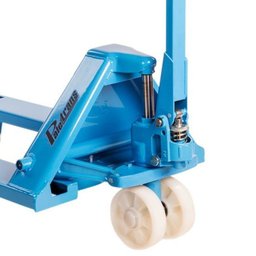 Transpalete Manual TM2500 2500Kg 680mm com Rodas Simples de Nylon – Profissional PALETRANS-TM-2500-RSN-680