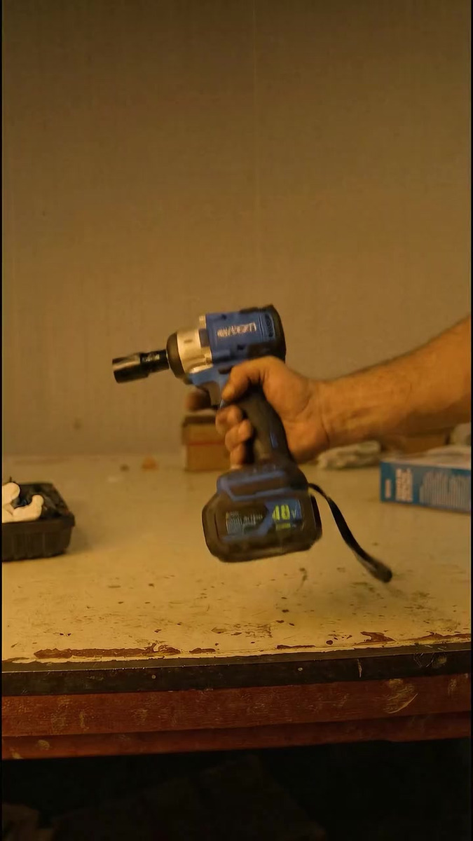 Chave De Impacto Parafusadeira Furadeira Recarregável 48v Azul Several Importados 2000mah