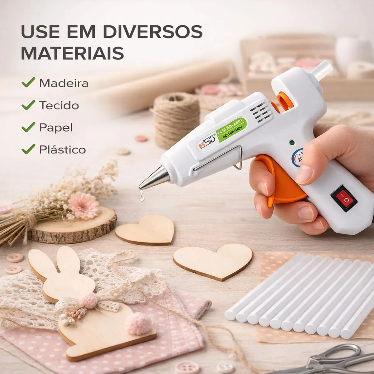 Kit Pistola Cola Quente 20W 7mm + 10 Bastões 30cm Bico Fino Liga Desliga Pronta Uso Artesanato