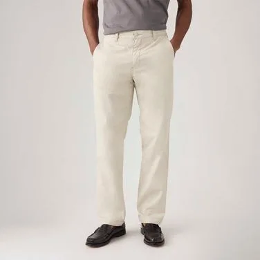 Calça Levi's® XX Chino Authentic Relaxed Off White