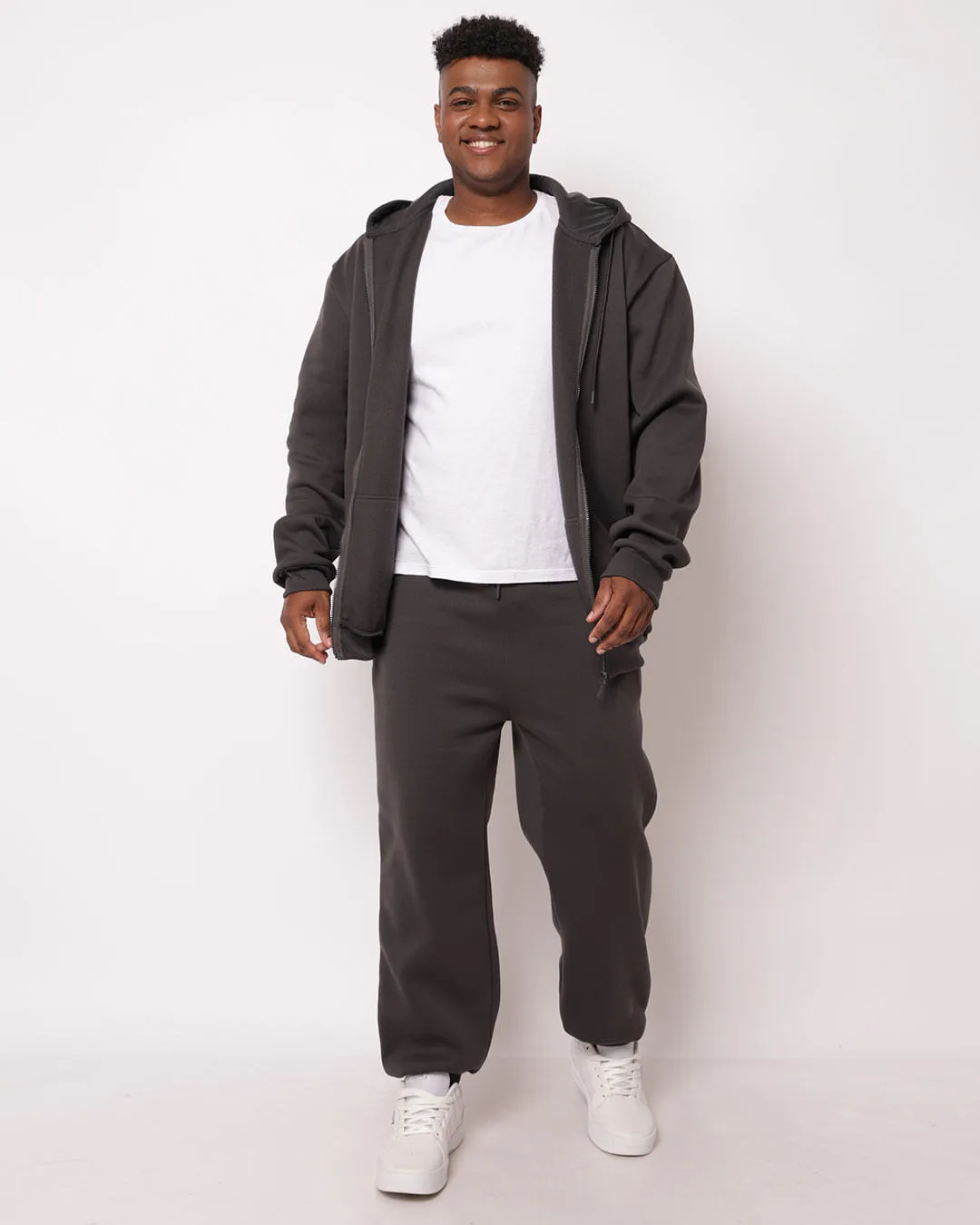 Calça Plus Size Moletom Masculino com Bolsos Cinza