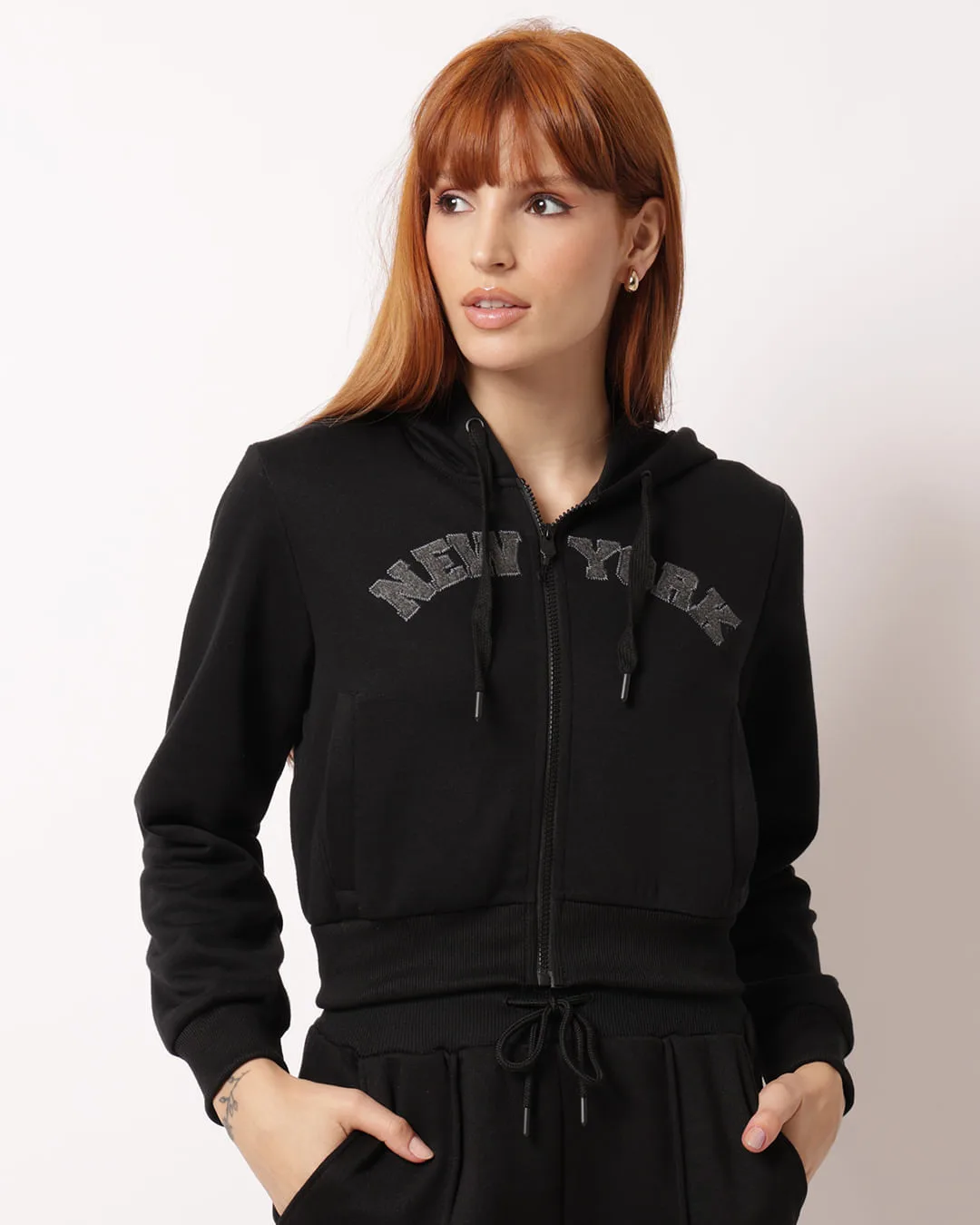 Jaqueta Moletom Feminina New York com Capuz Preta
