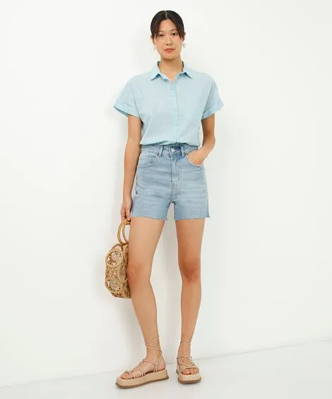 short mom jeans cintura alta azul