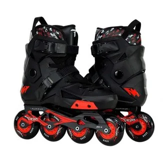 Patins Traxart Revolt Preto Freestyle com Rodas Pretas 80mm - ABEC-9