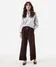 calça wide leg de alfaiataria feminina com linho e pregas azul