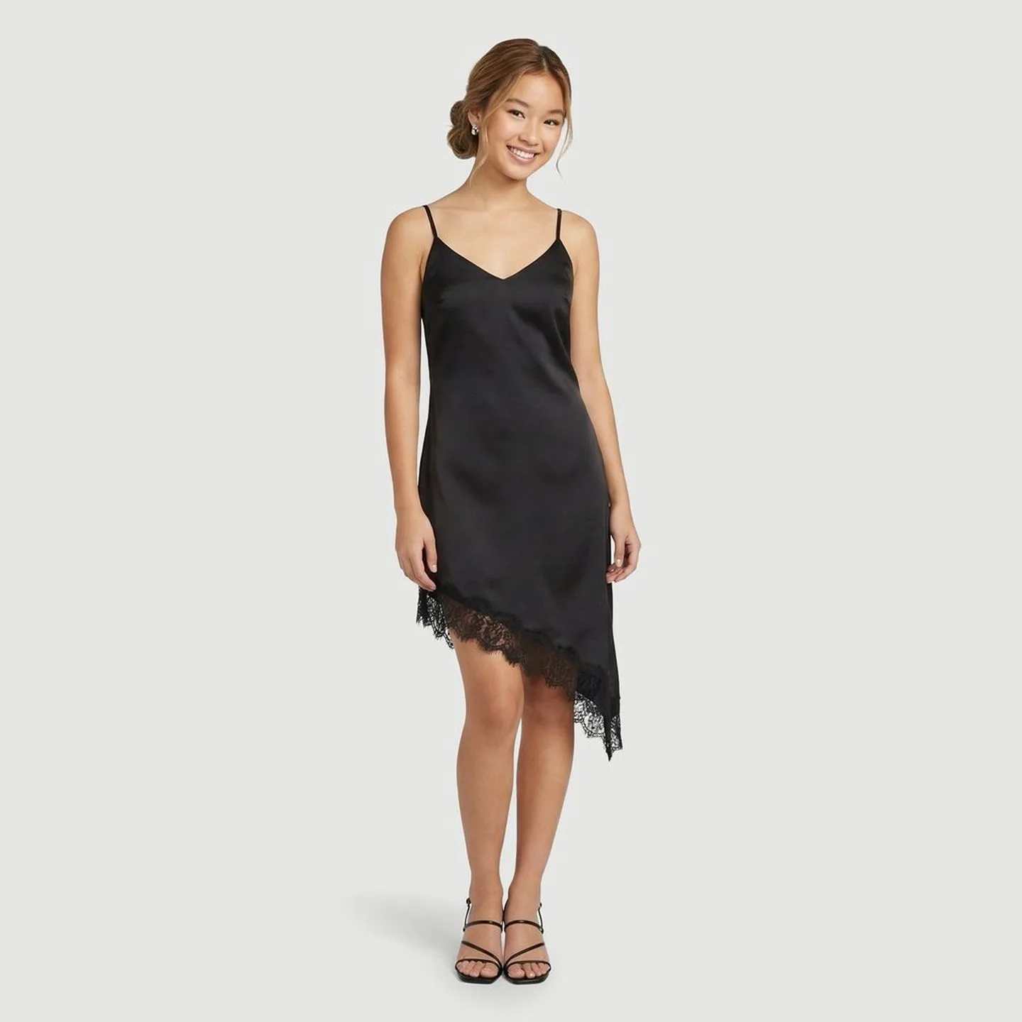 Roupas Femininas | Vestidos, Calças e mais | Pernambucanas
