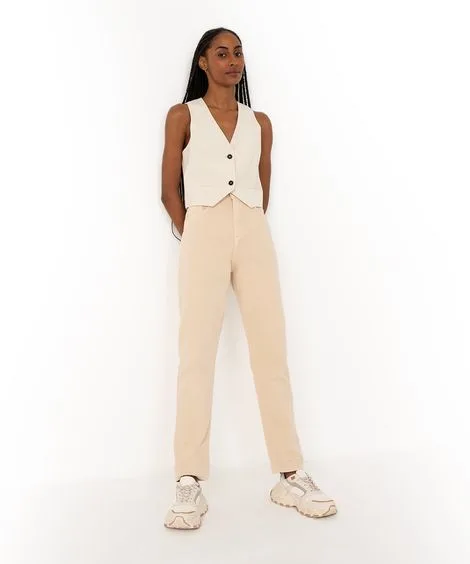 calça de sarja mom cintura super alta com bolsos bege
