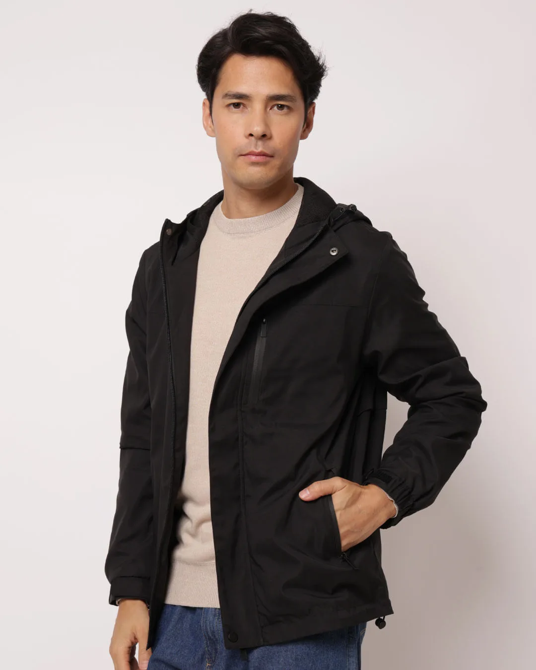 Jaqueta Masculina Parka com Bolsos Selado com Capuz Preta
