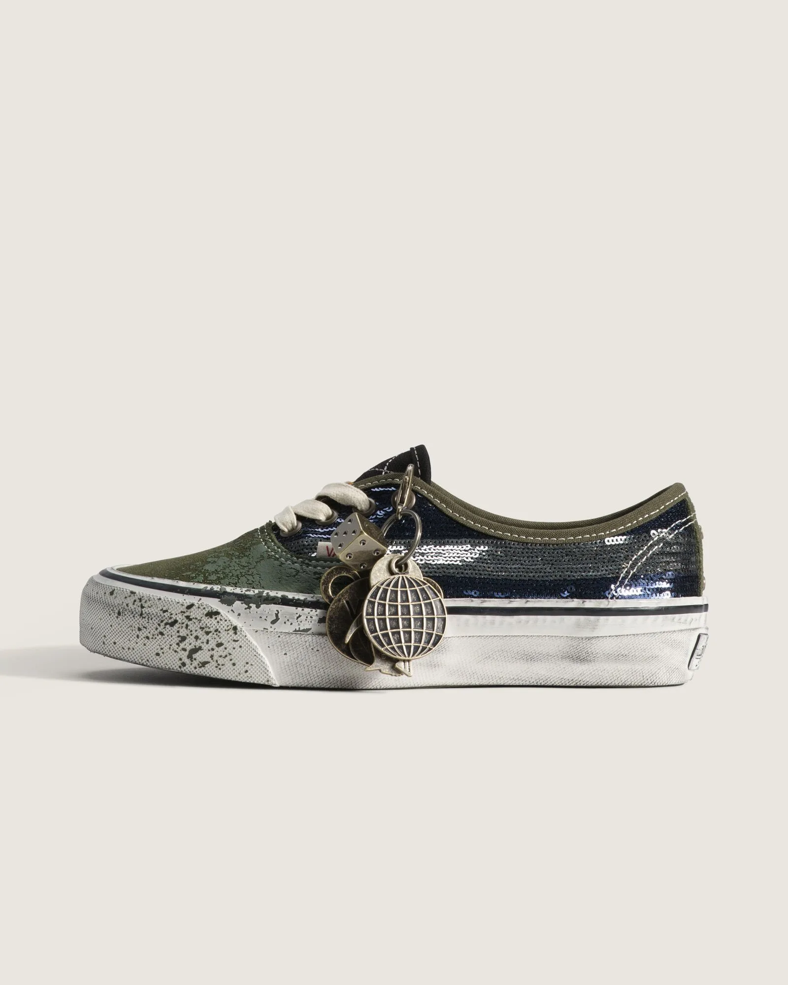 tênis authentic charms green blue