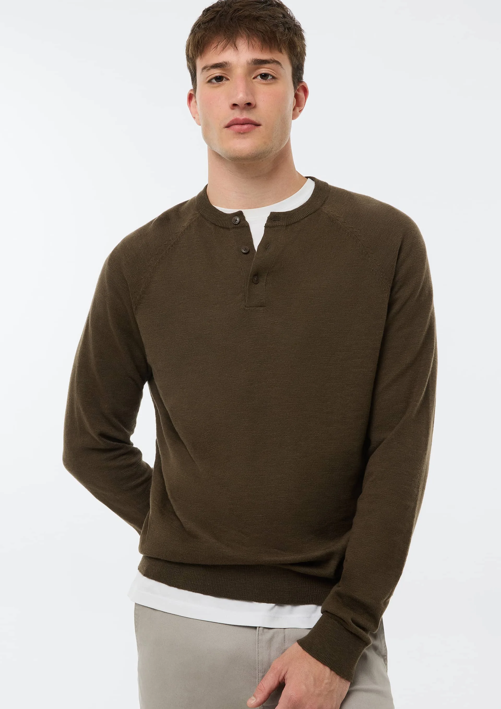 Camisa Masculina Henley Em Tricô - Marrom