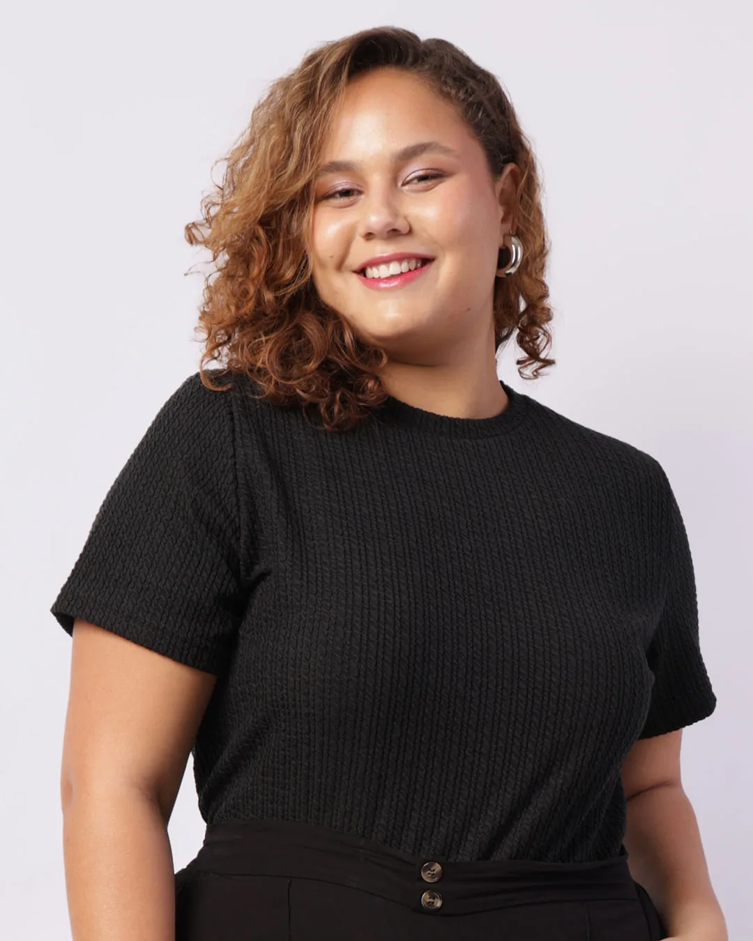 Blusa Plus Size Feminina Cropped Texturizada Preta