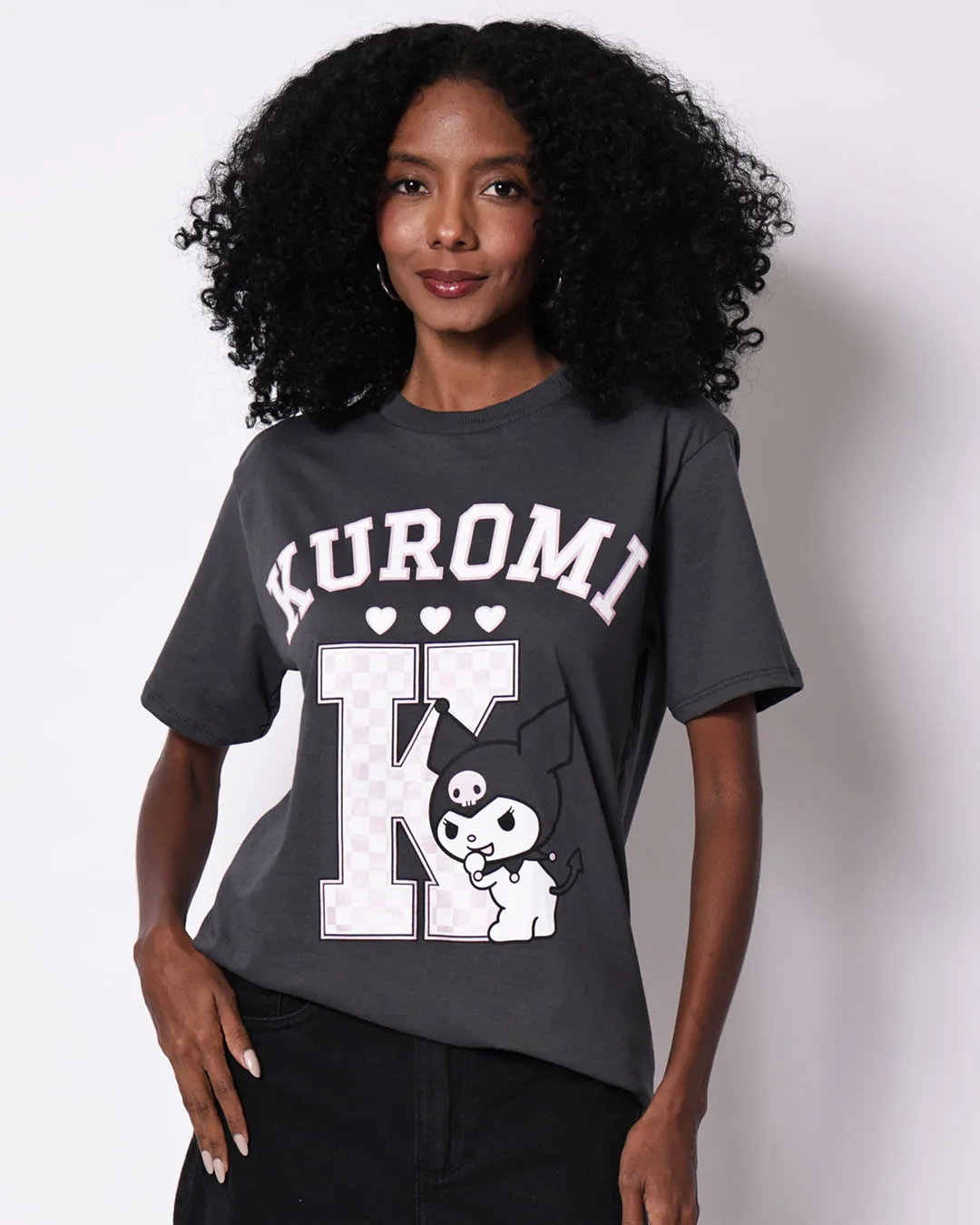Camiseta Feminina Algodão Oversized Kuromi Cinza