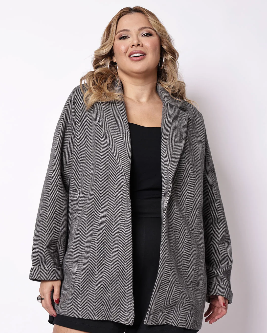 Casaco Plus Size Feminino Lã Batida Alongado La Chevron Cinza