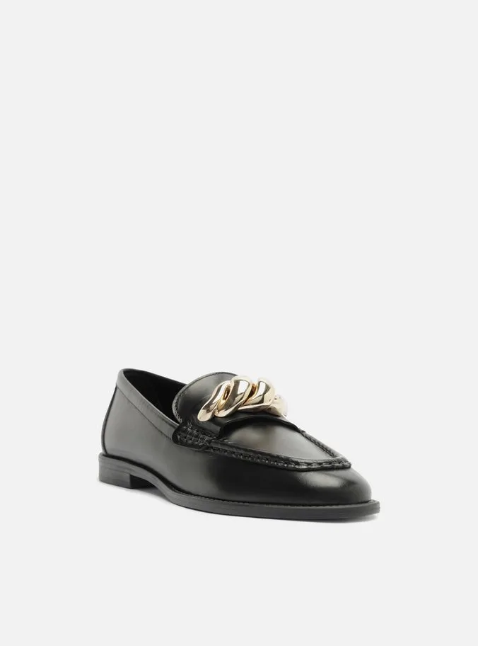 Mocassim Preto Couro Metal Bico Redondo