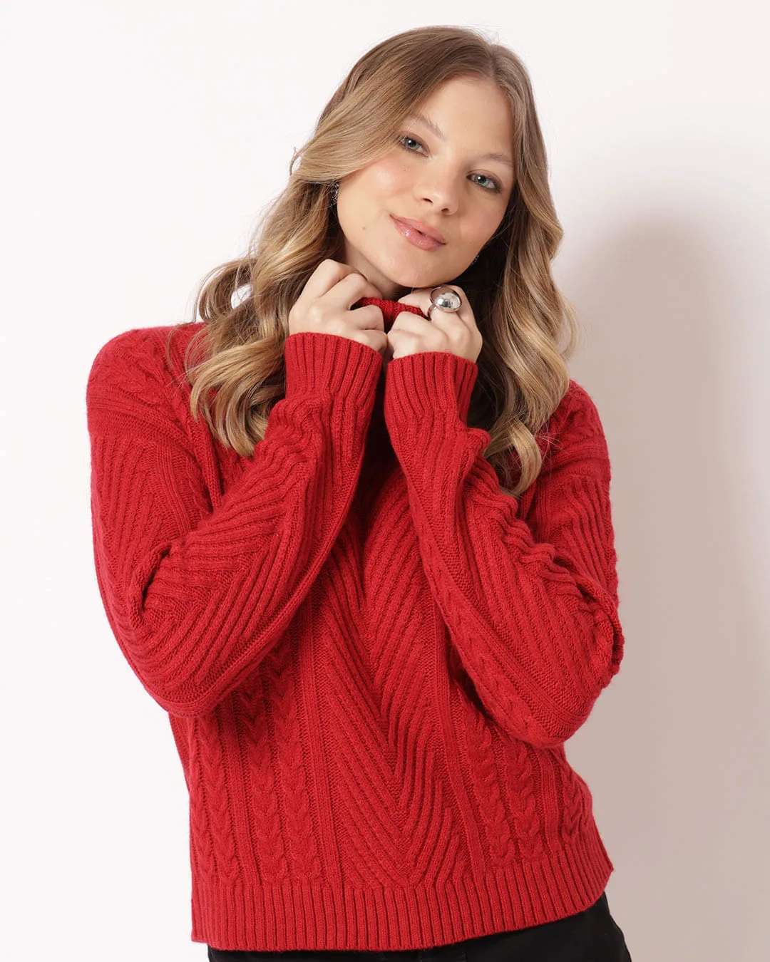 Suéter Feminino Tricô Gola Alta Texturizado Vermelho