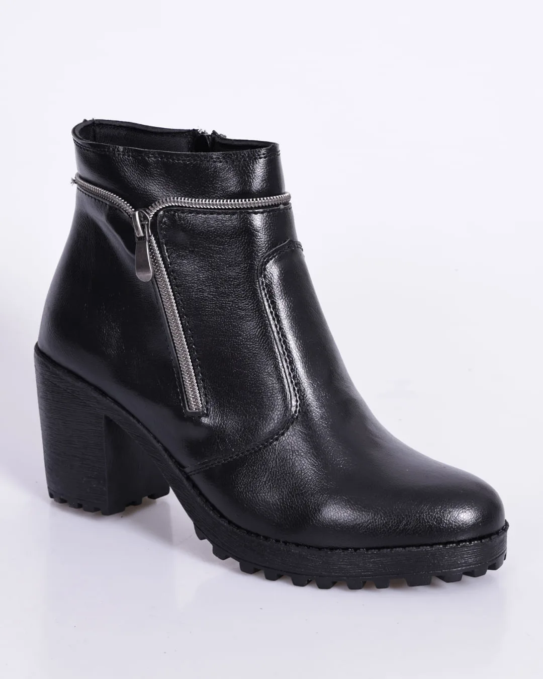 Bota Feminina Cano Curto com Zíper Preta
