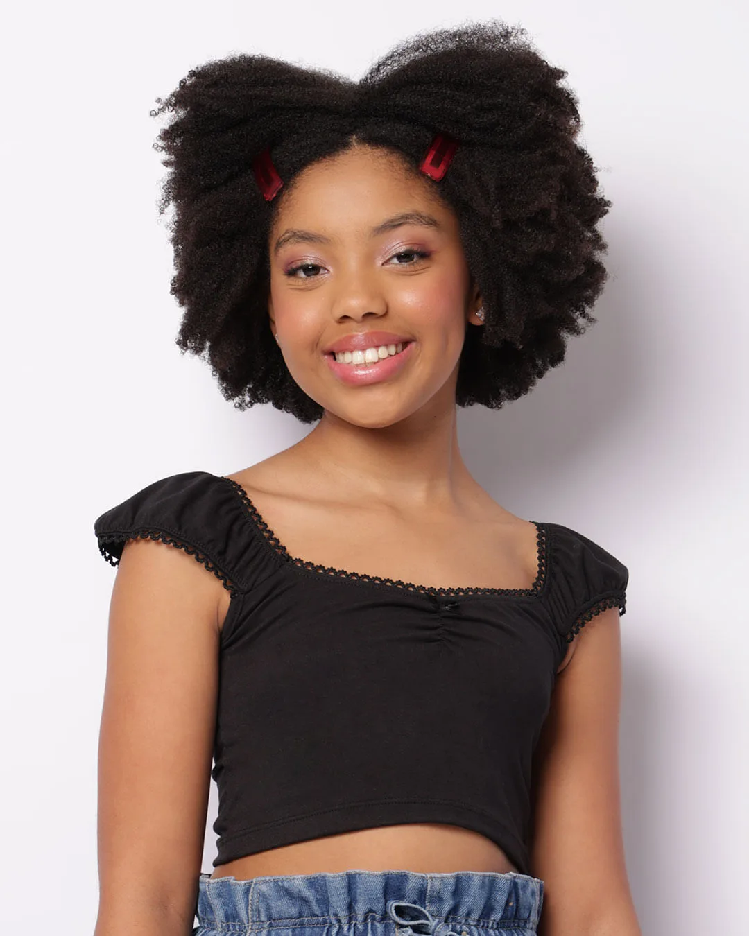 Blusa Juvenil Cropped Manga Curta Renda Preta