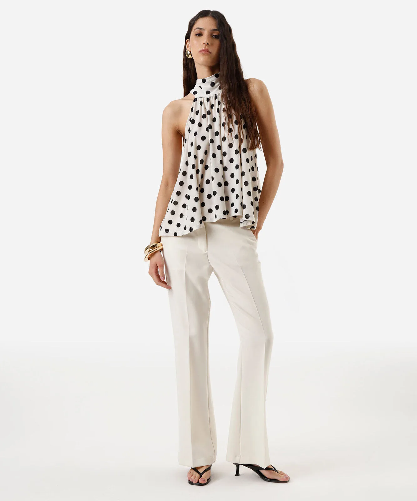 calça flare feminina de alfaiataria  bege