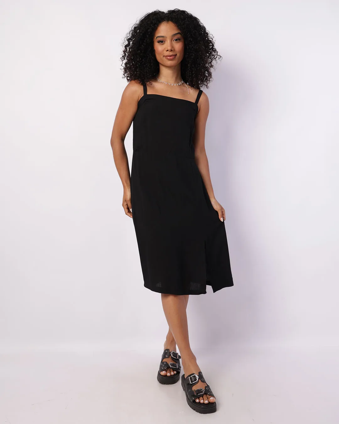 Vestido Feminino Midi Viscose com Fenda Preto