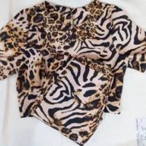 MODAS DOMI Conjunto Alfaiataria Animal Print 6411