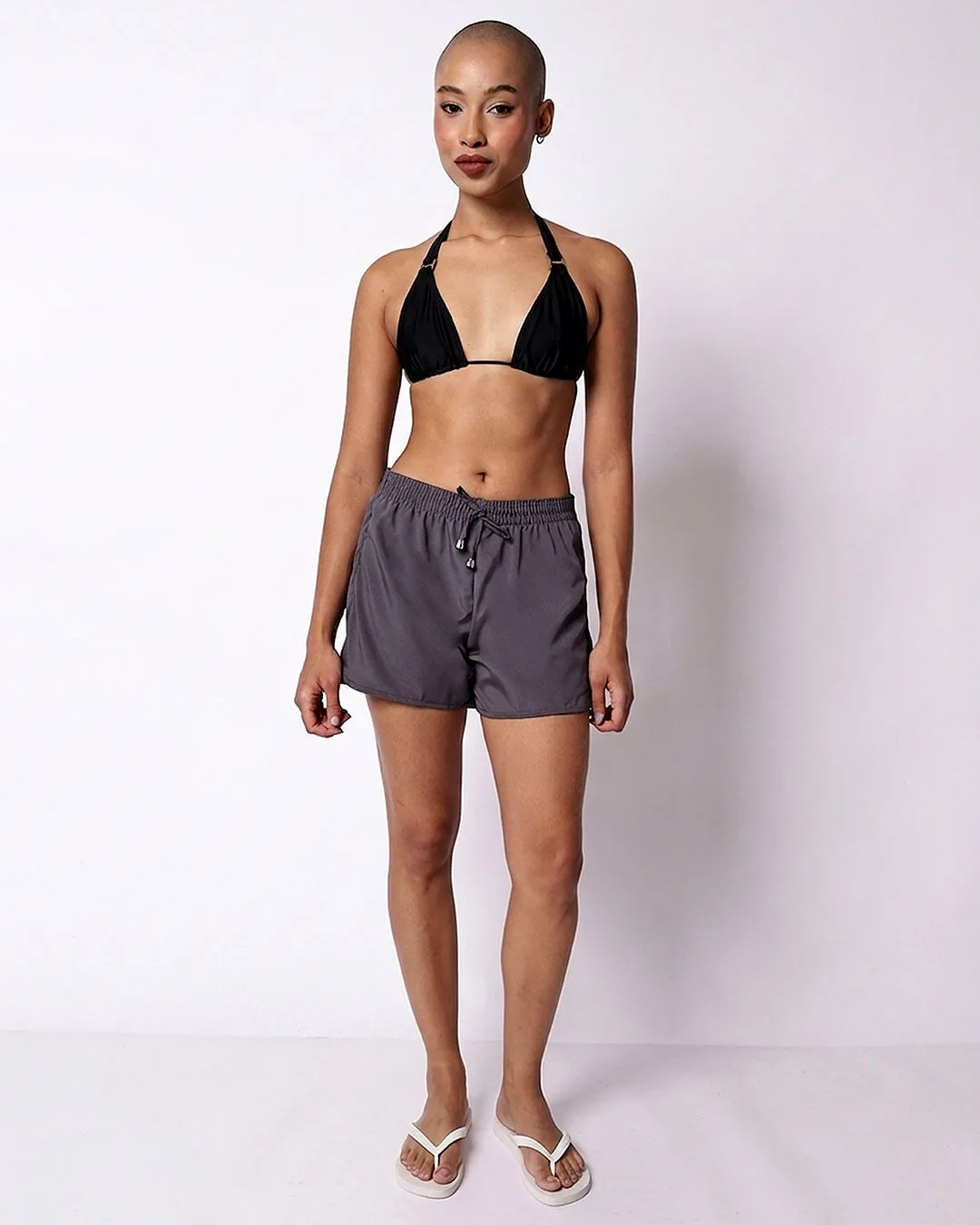 Saída de Praia Short Feminino Curto Cinza