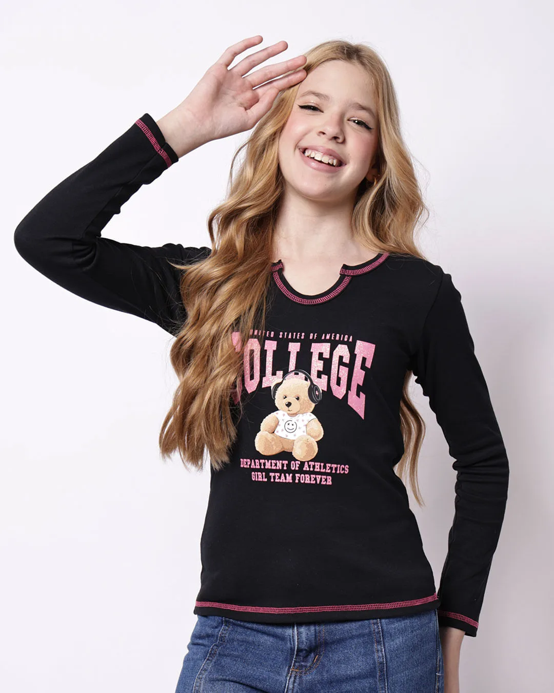 Blusa Juvenil Decote Frontal Estampa Urso Manga Longa Preta