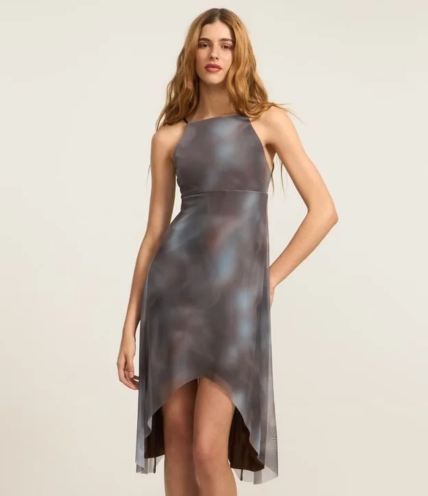 Vestido Curto em Tule com Decote Halter e Estampa Manchada