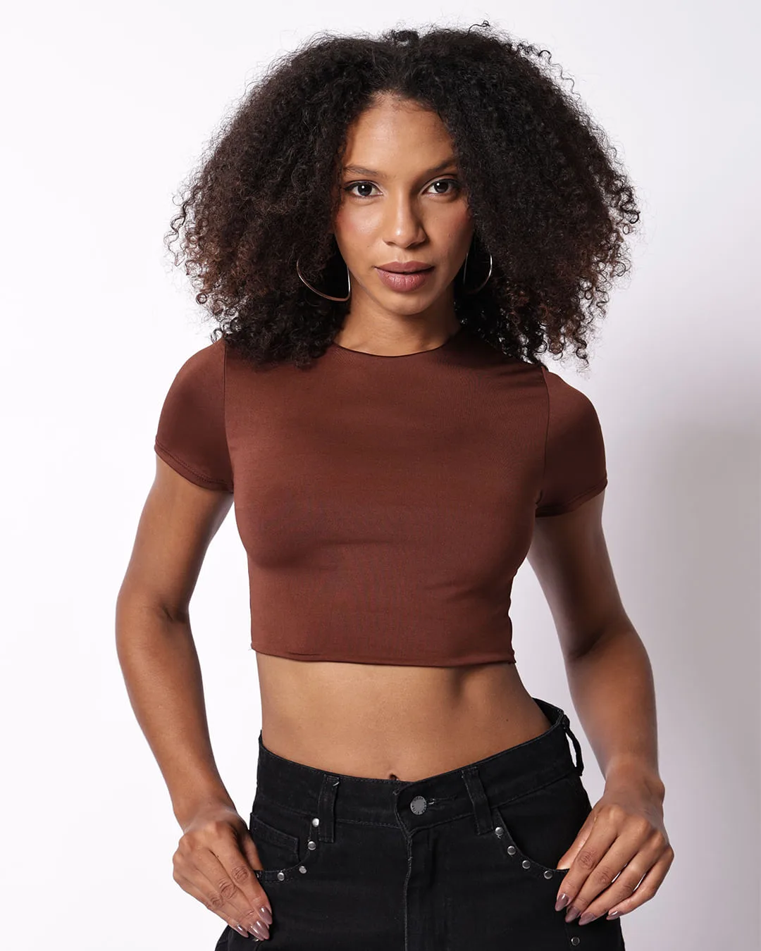 Blusa Feminina Cropped  Lisa Manga Curta Marrom
