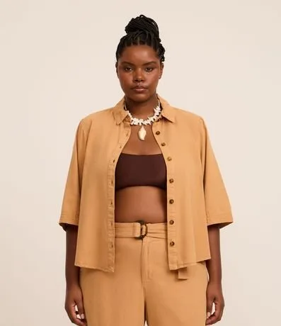 Camisa em Sarja Leve com Pespontos e Barra Larga Curve & Plus Size