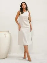 Vestido Midi de Linho com Bolsos Laterais Versátil
