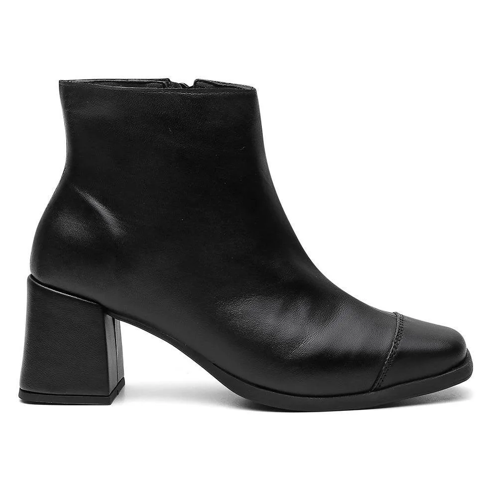 Bota Feminina Couro Cano Curto Salto Grosso Fechamento Zíper Preto