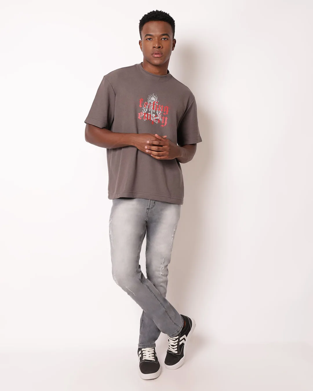 Calça Jeans Masculina Slim Estonada com Puídos Cinza