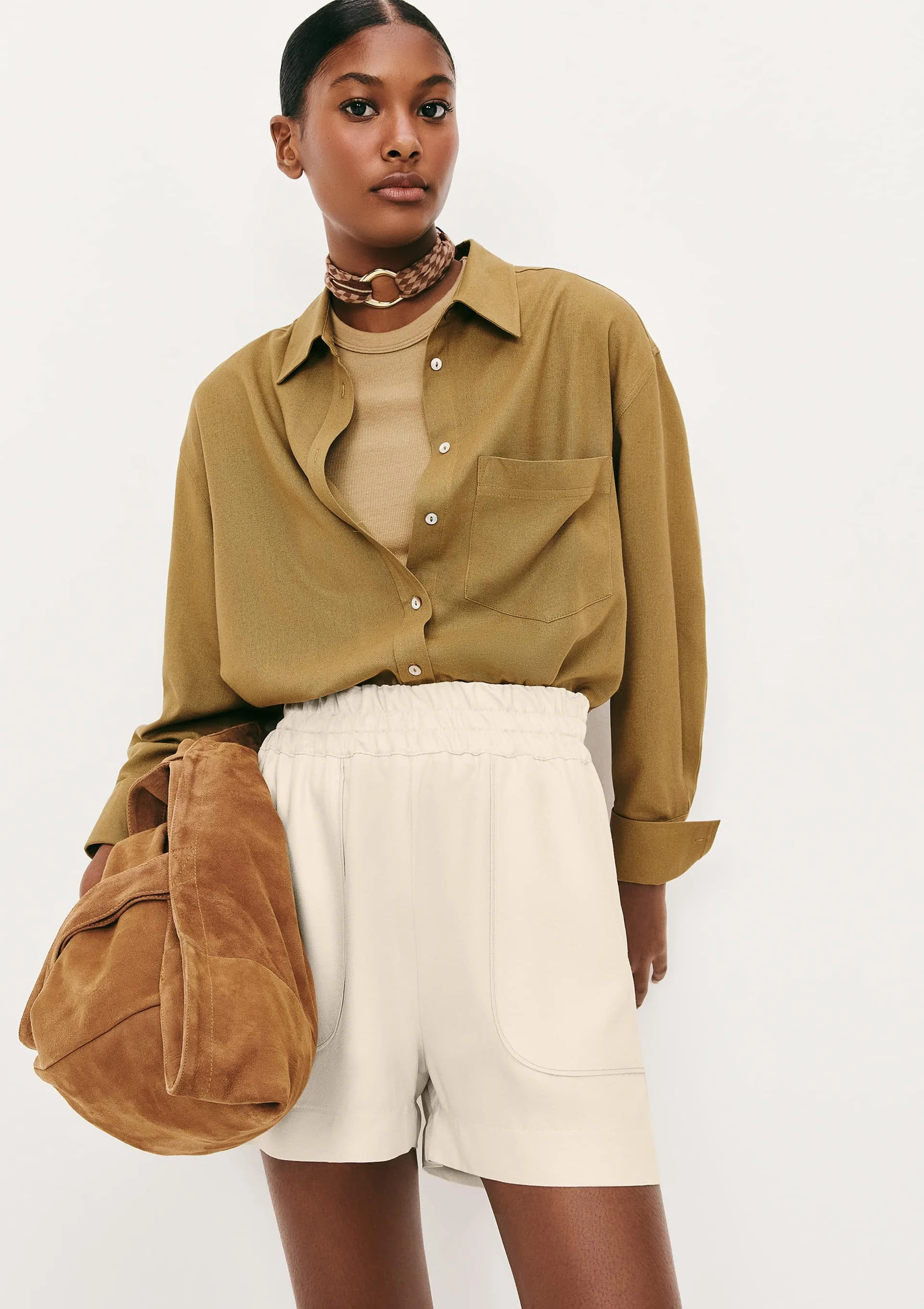 Shorts Feminino Em Viscose Creponada - Creme