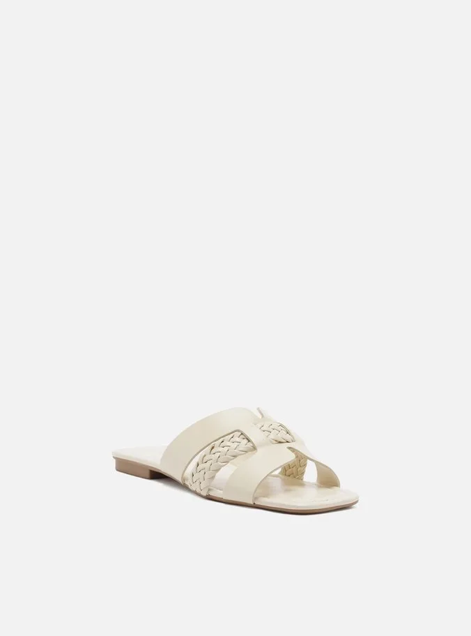 Rasteira Off-White Bico Quadrado Tiras