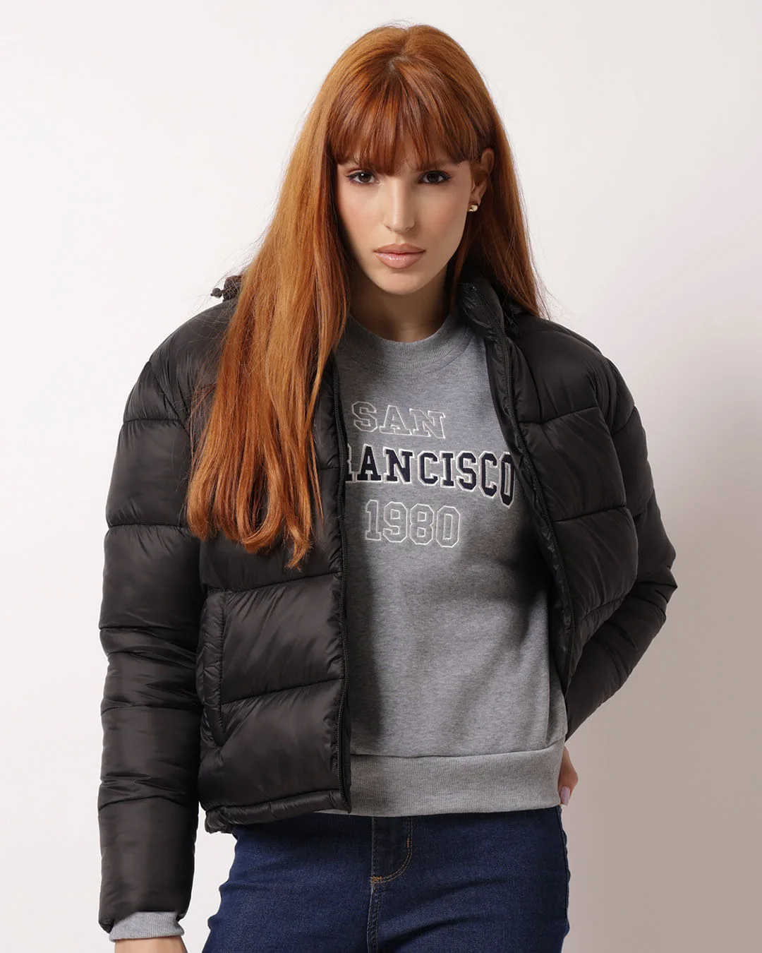 Jaqueta Feminina Puffer com Capuz Removível Preta