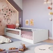Cama Infantil De Chão Montessoriana De Solteiro Para Menino E Menina Com Grade De Proteção Lateral Branco