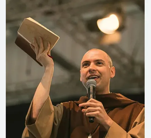 Bíblia Sagrada - Capa Eucaristia, de Vários autores. Editora Ação Social Claretiana, capa mole