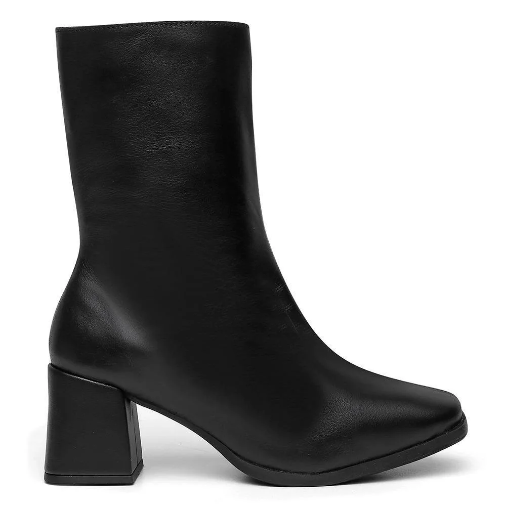 Bota Feminina Couro Cano Médio Salto Grosso Bico Quadrado