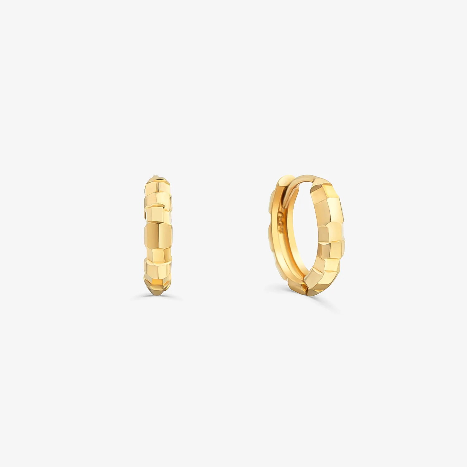Brinco Argola em Ouro Amarelo 18k - 8,3 mm